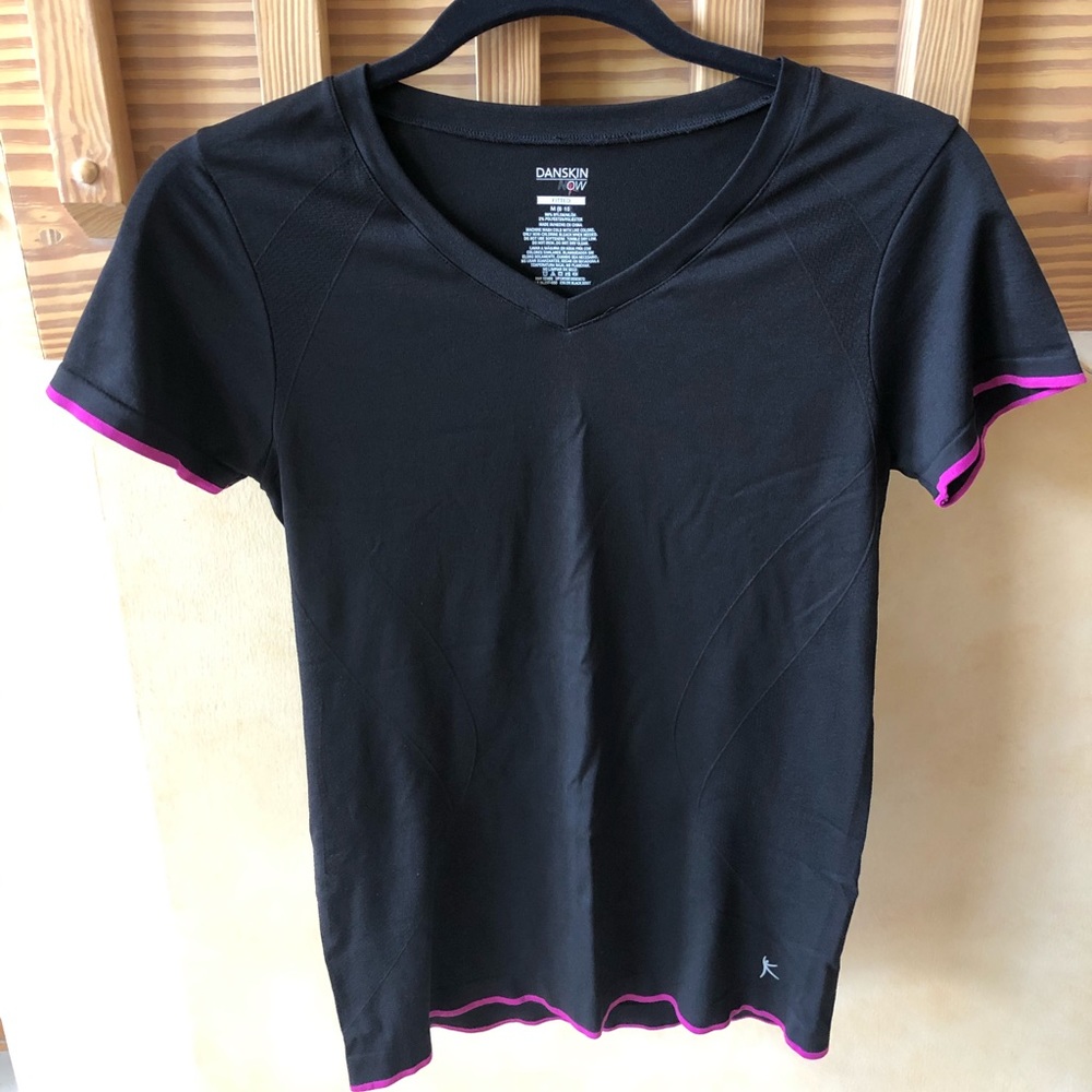 Danskin Now Workout Top